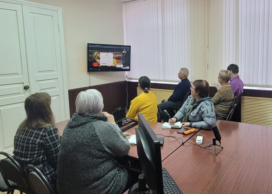 Сегодня специалисты администраций муниципальных образований приняли участие в рабочем совещании в формате видеоконференции с целью разъяснения порядка работы в подсистеме "Электронная похозяйственная книга"