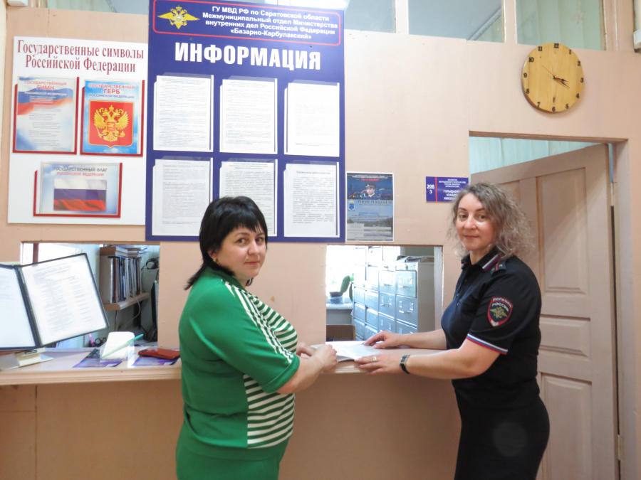 В МО МВД России "Базарно-Карабулакский" продолжается акция "гражданский мониторинг" 