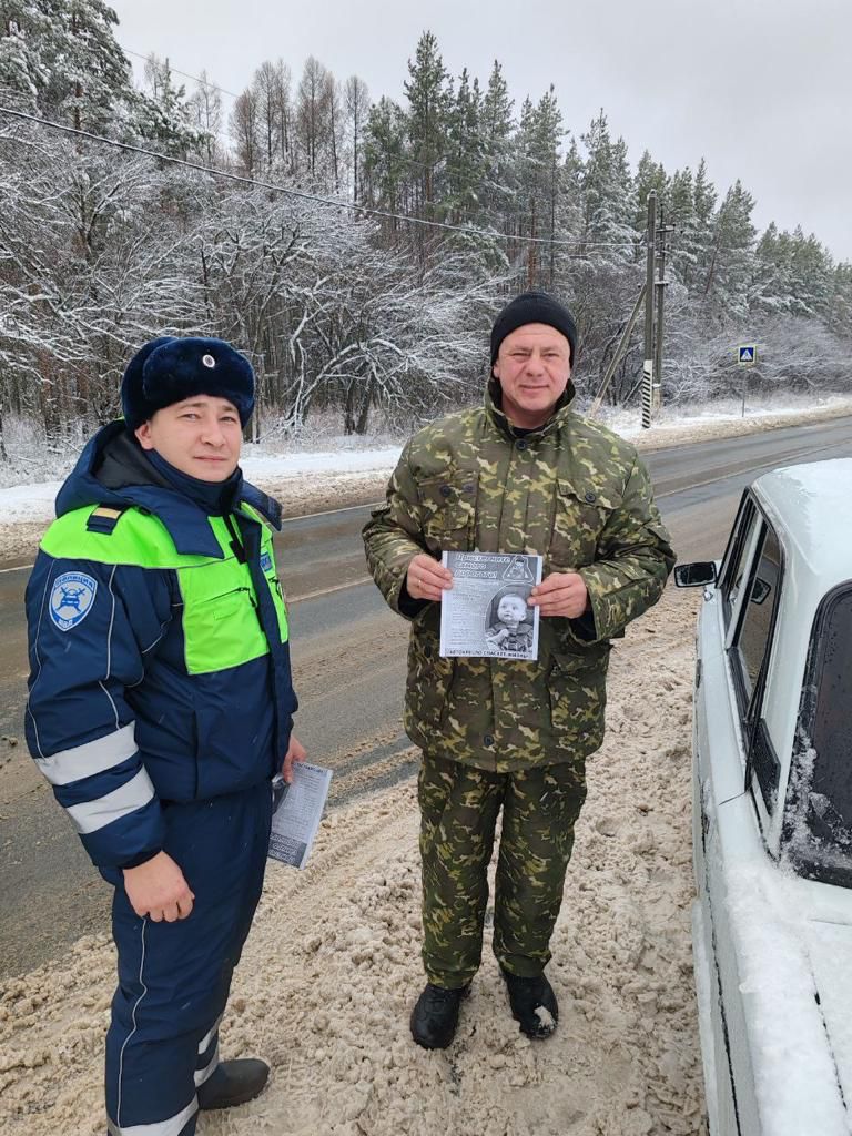 «Водитель, пристегни самое дорогое!» под таким девизом прошла акция в Базарном Карабулаке