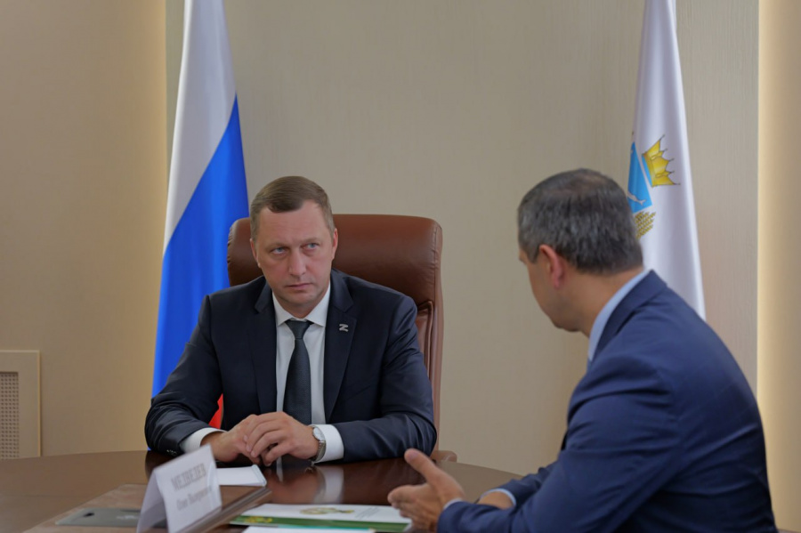 Губернатор Роман Бусаргин провел рабочую встречу с руководителем Межрегионального управления Росприроднадзора по Саратовской и Пензенской областям Олегом Медведевым