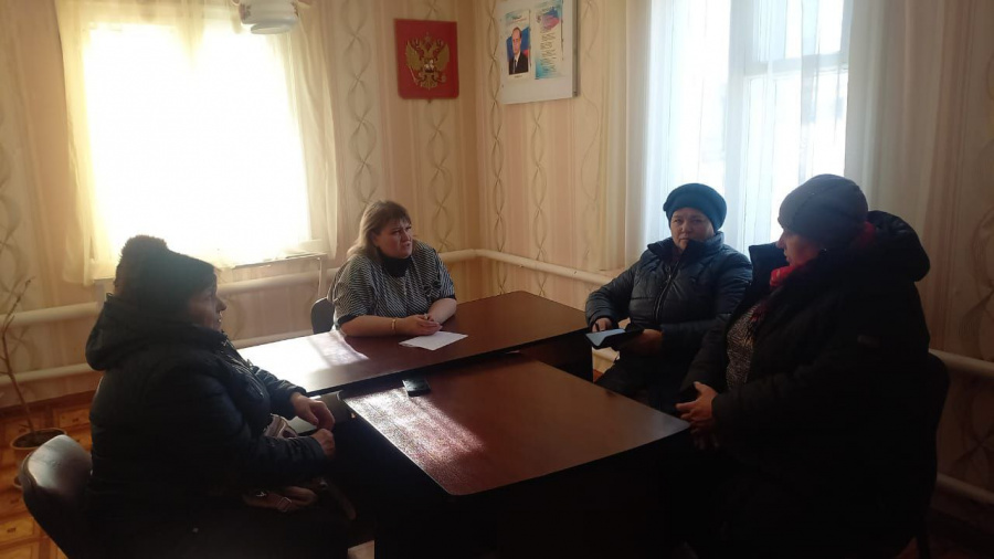 В администрации с. Стригай состоялось постоянно-действующее совещание на котором обсудили вопросы подготовки концертной программы ко Дню защитников Отечества