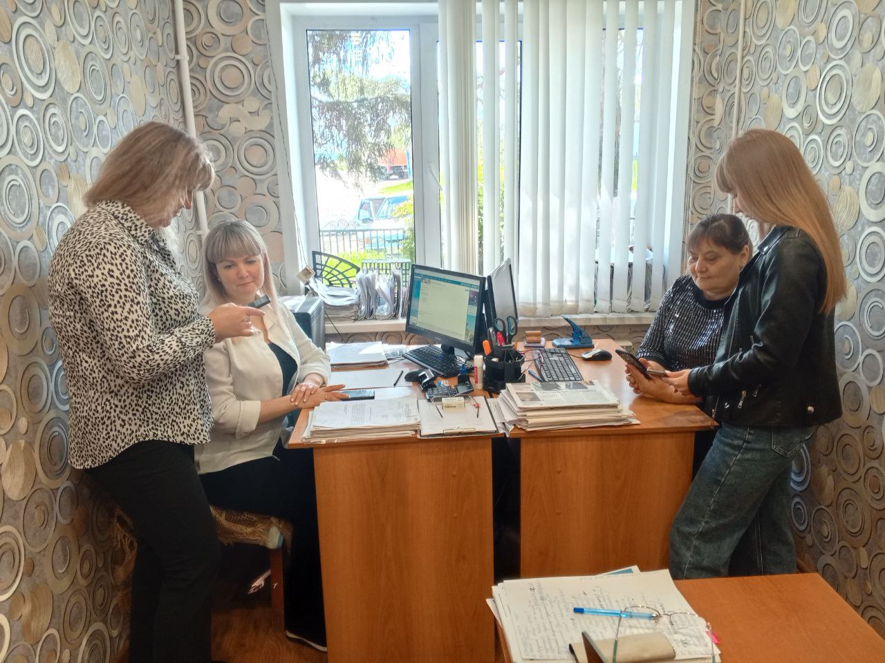В администрации Яковлевского МО организовано голосование за благоустройство общественных территорий в рамках программы «Формирование комфортной городской среды»