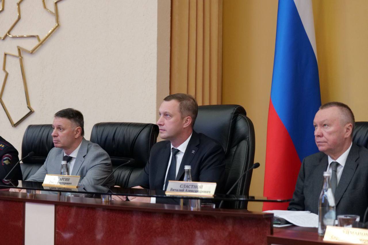Губернатор Роман Бусаргин о проведении выпускных вечеров в школах Саратовской области: