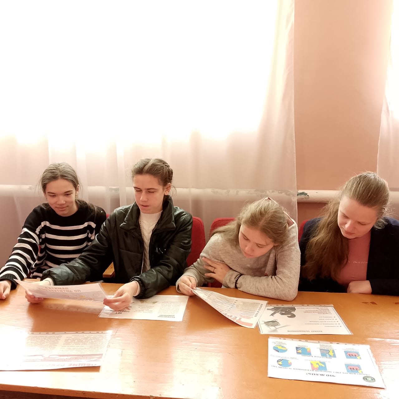 На базе Максимовского СДК прошел тематический час «Терроризм в современном мире»