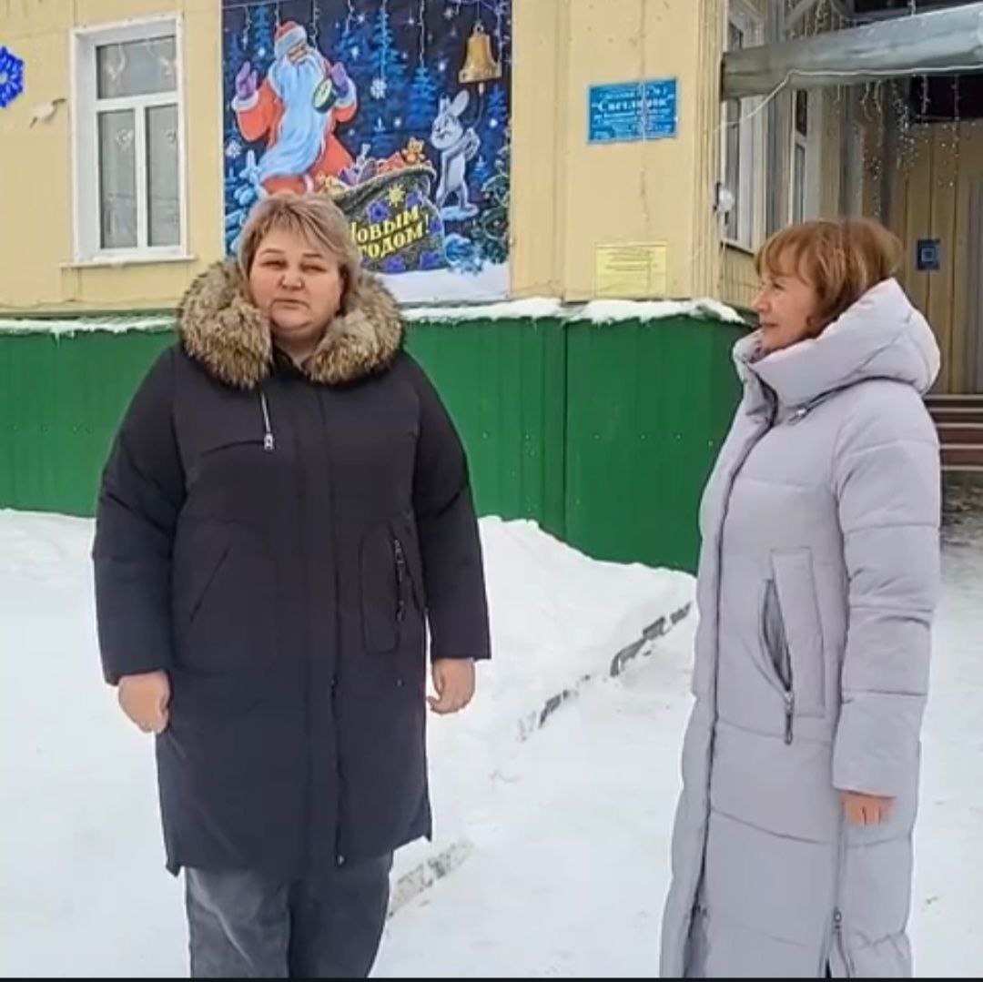 Глава района Наталья Трошина посетила детский сад  "Светлячок" в р.п. Базарный  Карабулак