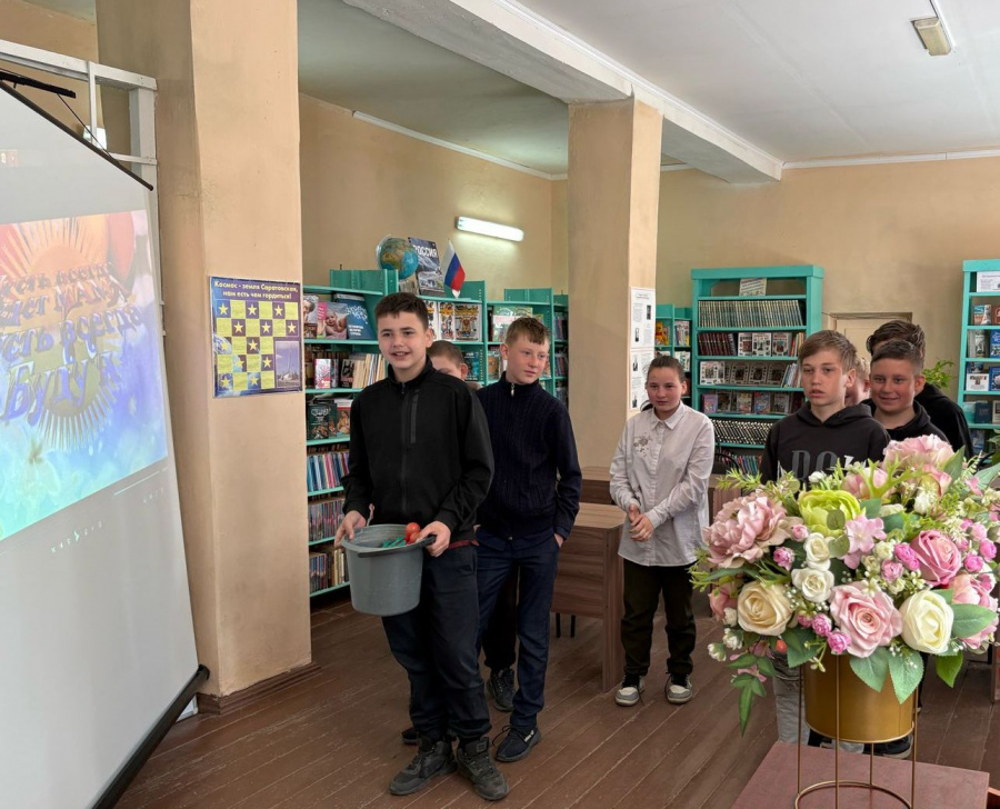 "Майский калейдоскоп". Детская  литературно-игровая  программа