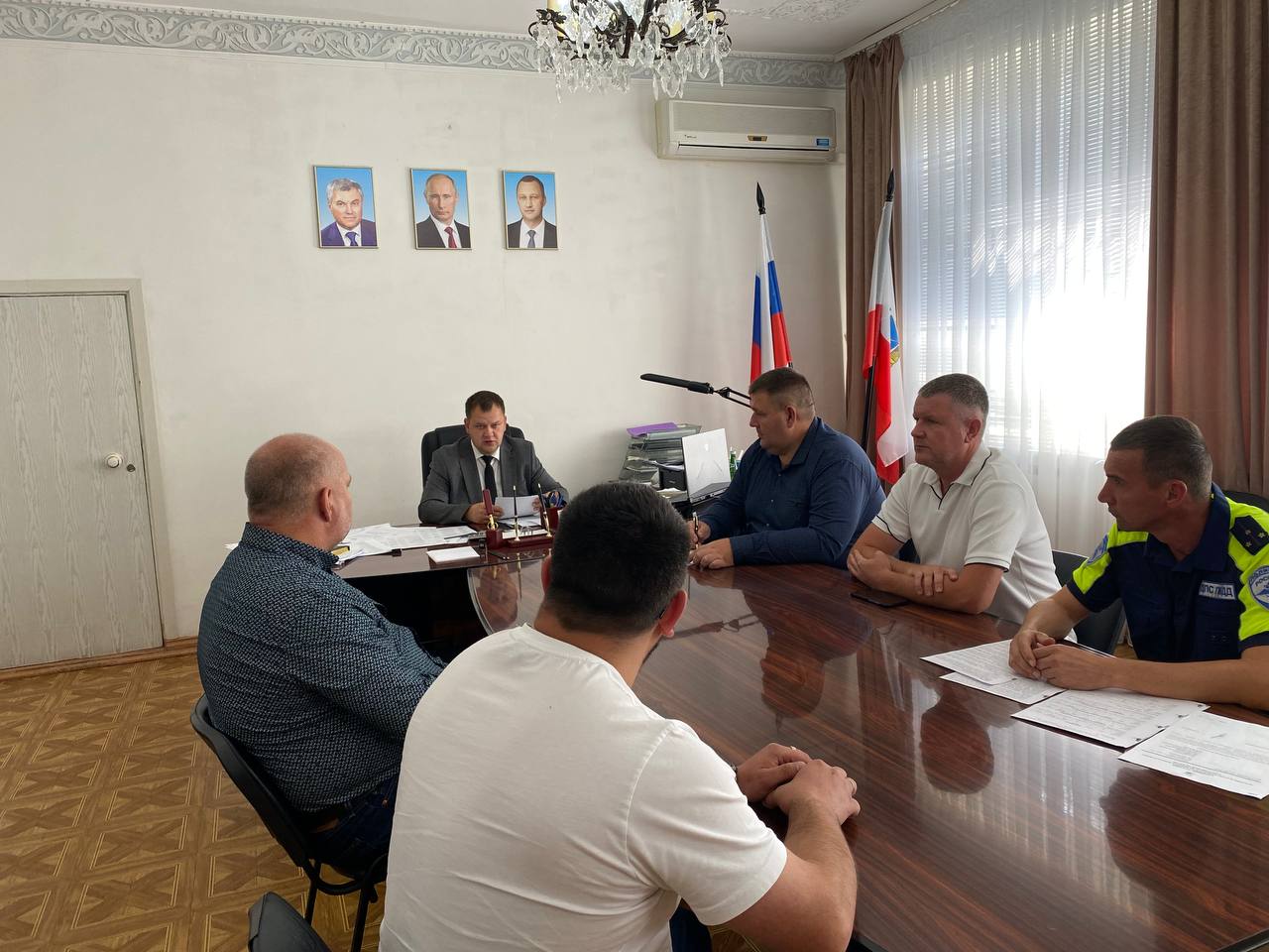 Глава района А. Д. Курочкин принял участие в очередном заседании районной комиссии по обеспечению безопасности дорожного движения