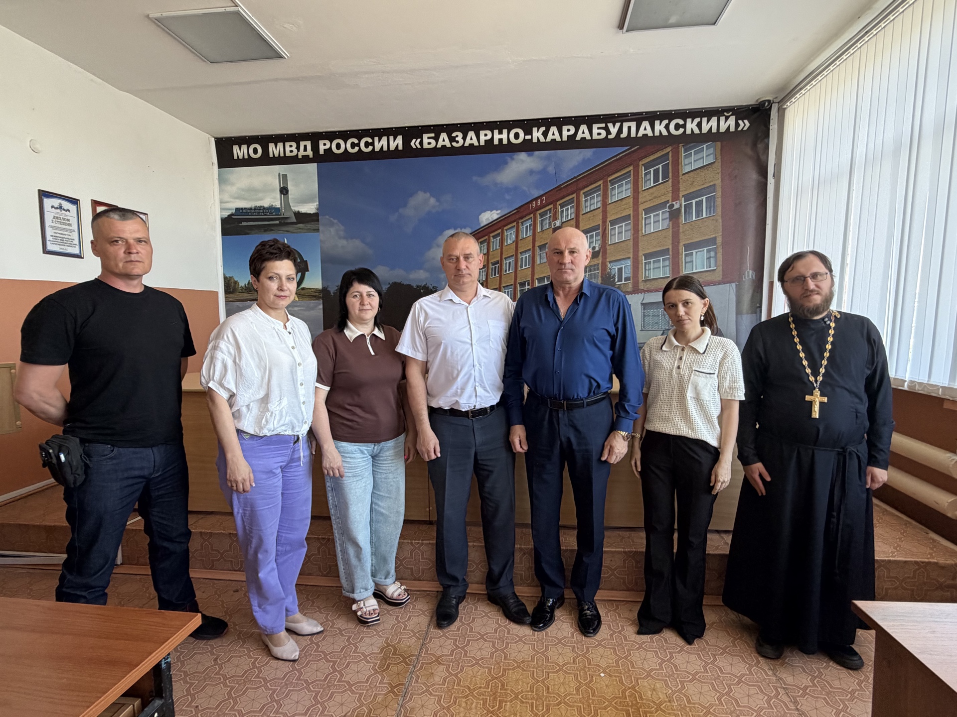 В Базарно-Карабулакском районе  состоялось заседание нового состава общественного совета 