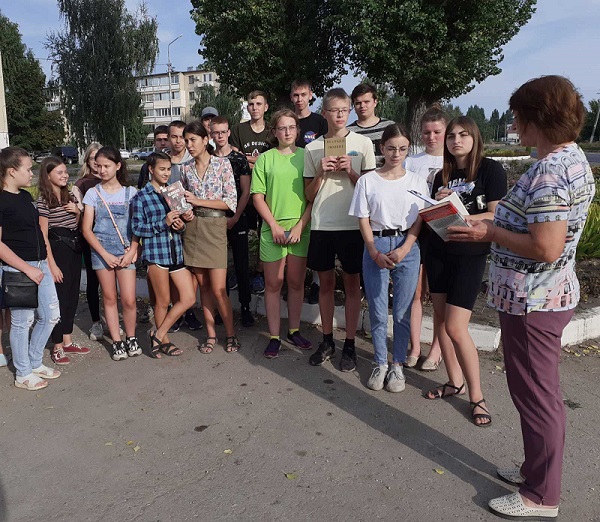 «И плавилась броня. Курская битва» Краеведческий обзор ко Дню воинской славы России «И плавилась броня. Курская битва» Краеведческий обзор ко Дню воинской славы России