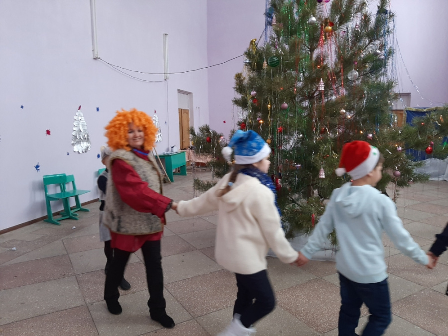 Наступает волшебство – чудный праздник Рождество! Наступает волшебство – чудный праздник Рождество!