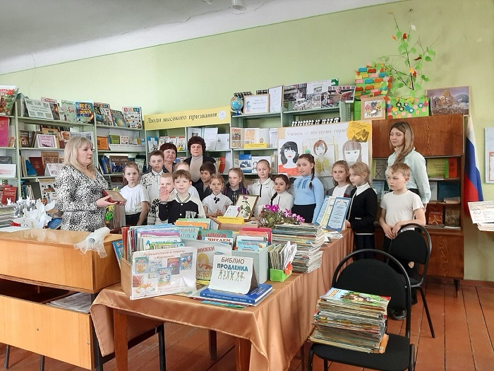 «Вы  - свет, что на земле не гаснет никогда» Встреча с педагогом
