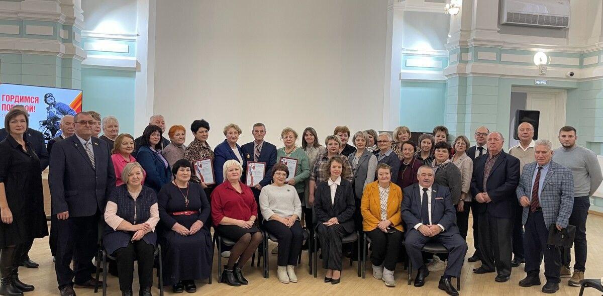 В Областной универсальной научной библиотеке состоялось совещание с председателями общественных советов (палат) муниципальных районов и городских округов, организованное Ассоциацией "Совет муниципальных образований Саратовской области" в рамках мероприяти