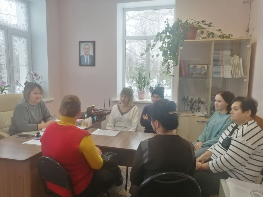 В администрации Старобурасского муниципального образования под руководством главы администрации Кудашевой Р. А. проведено очередное постоянно-действующее совещание В администрации Старобурасского муниципального образования под руководством главы администрации Кудашевой Р. А. проведено очередное постоянно-действующее совещание