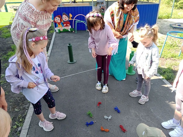 «Солнце заиграло – к нам пришёл Иван Купала!»                                                            Игровая программа