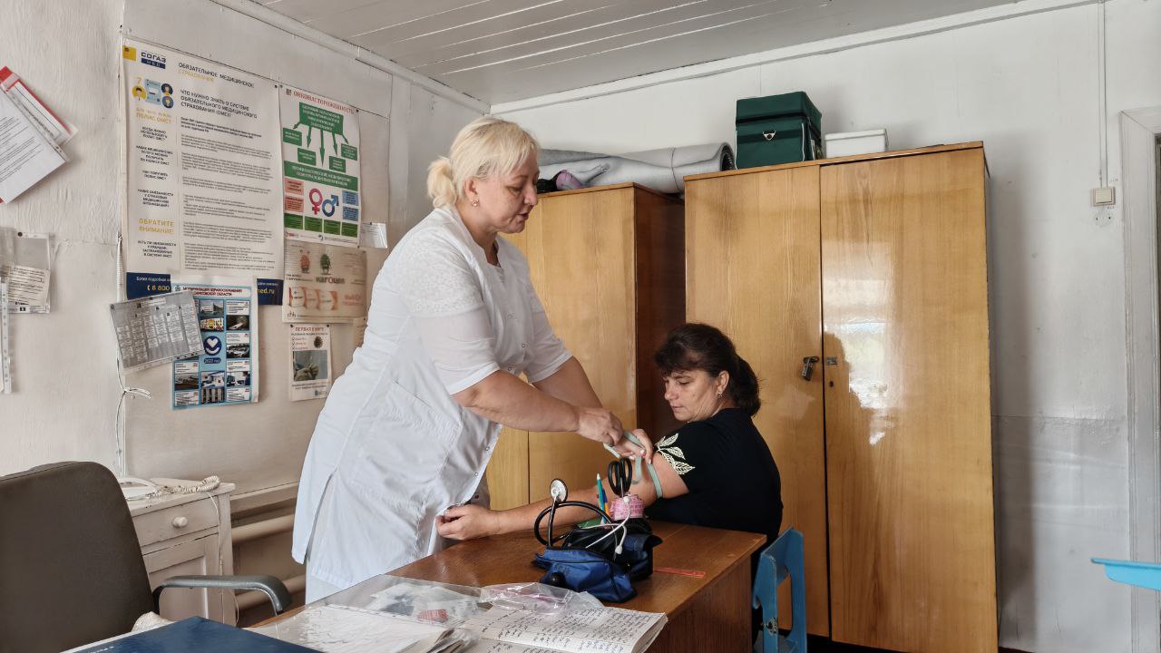 Сотрудники администрации Яковлевского муниципального образования приняли участие в обучении по оказанию первой помощи при ранении и ушибах