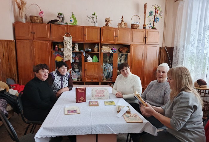 «Поговорка – цветок, пословица - ягодка»                                                          Фольклорная игровая программа