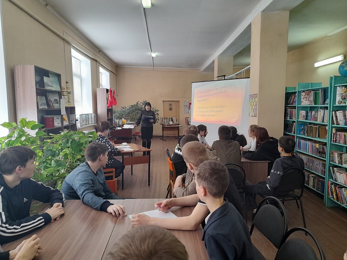 «По лабиринту знаний»                                                                                                   Брейн-ринг
