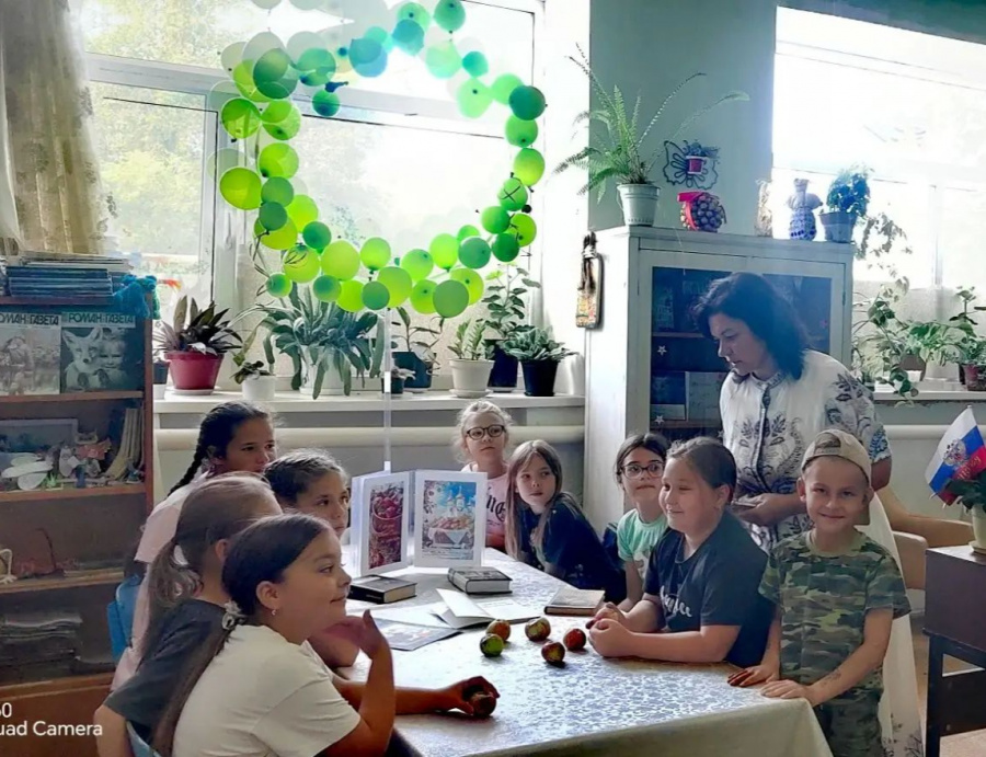 «Яблочный Спас встречаем – лето провожаем» Познавательно-игровая программа