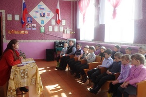 19 марта в 12.00 в Старожуковском ДК методист из РДК Бурчаганова Алёна провела с учащимися 1-4 классов беседу на тему «Терроризм».