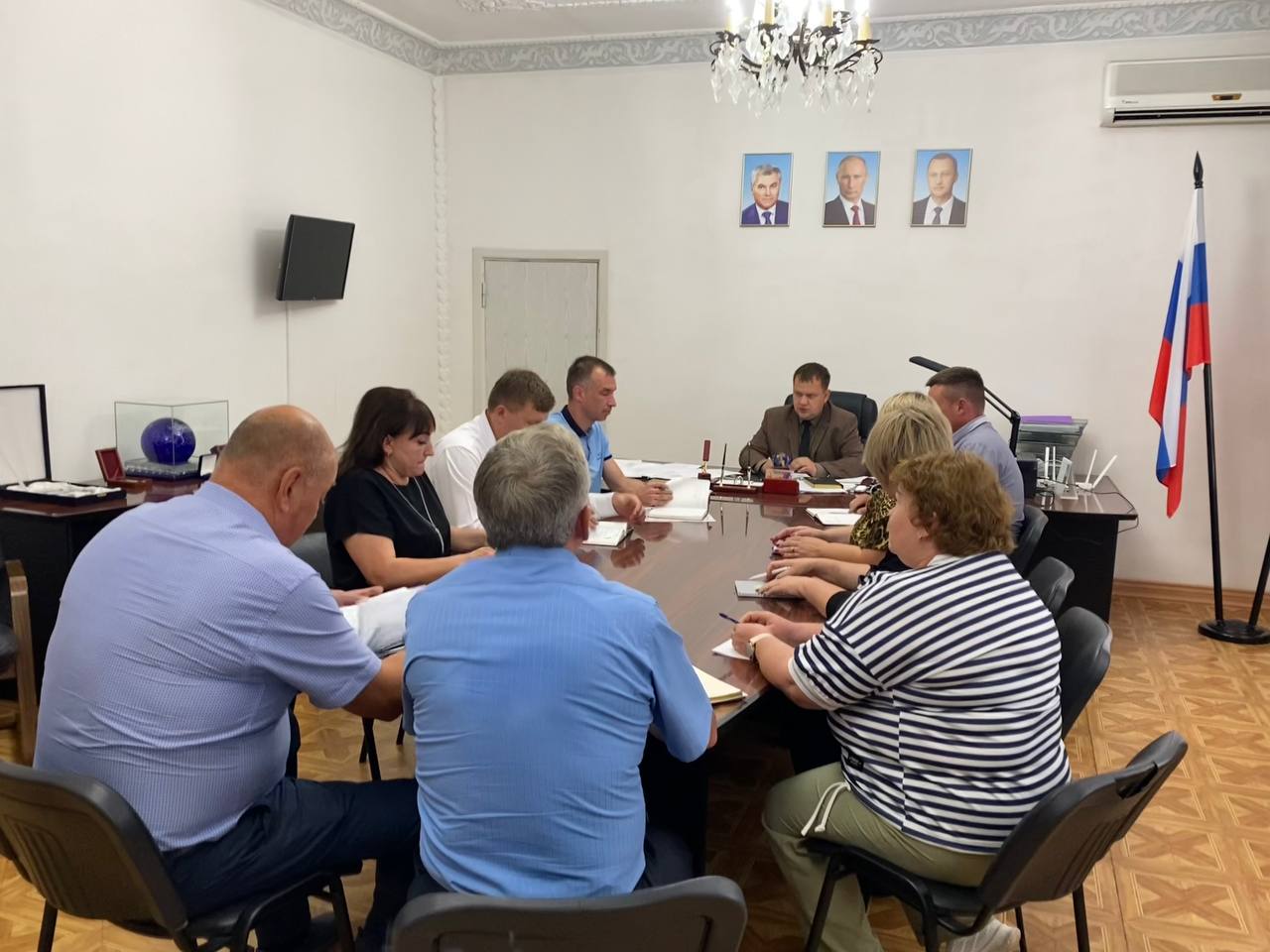 Глава района А. Д. Курочкин провёл рабочее совещание с главами администраций муниципальных образований