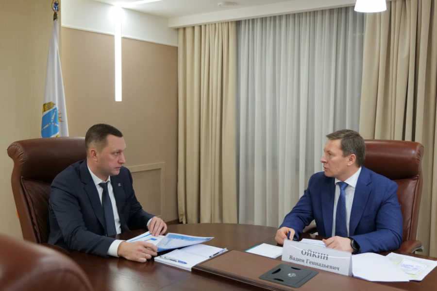Губернатор Роман Бусаргин провел рабочую встречу с генеральным директором  АО «Облкоммунэнерго» Вадимом Ойкиным