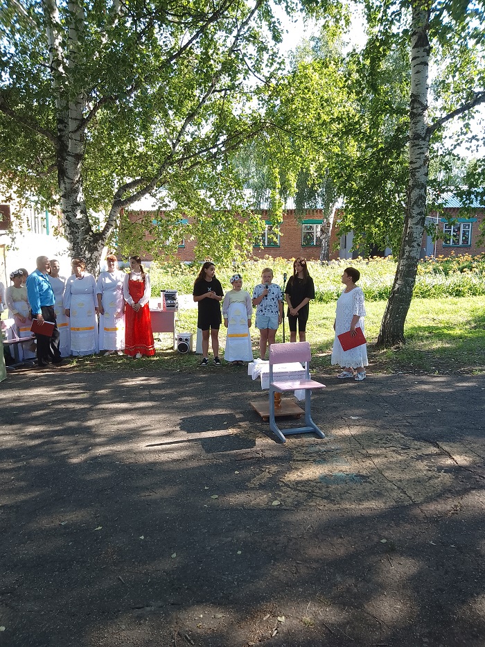 Фольклорный праздник «Прославлены и венчаны на небесах»