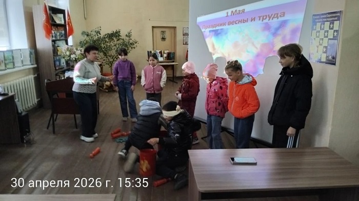 «Весна и труд нам праздник несут!»                                                                                                                      Литературно-игровой  час