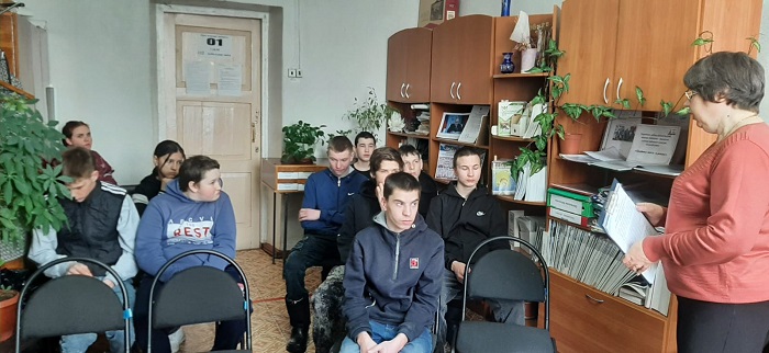 «Россия и Крым – общая судьба»                                                                                                            Познавательный час