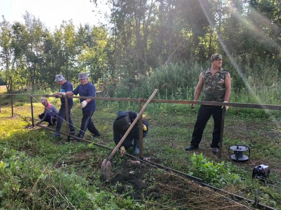 В селе Берёзовка благоустраивают кладбище
