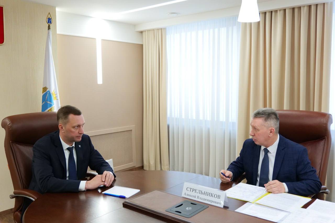 Губернатор Роман Бусаргин встретился с главой Федоровского района Алексеем Стрельниковым