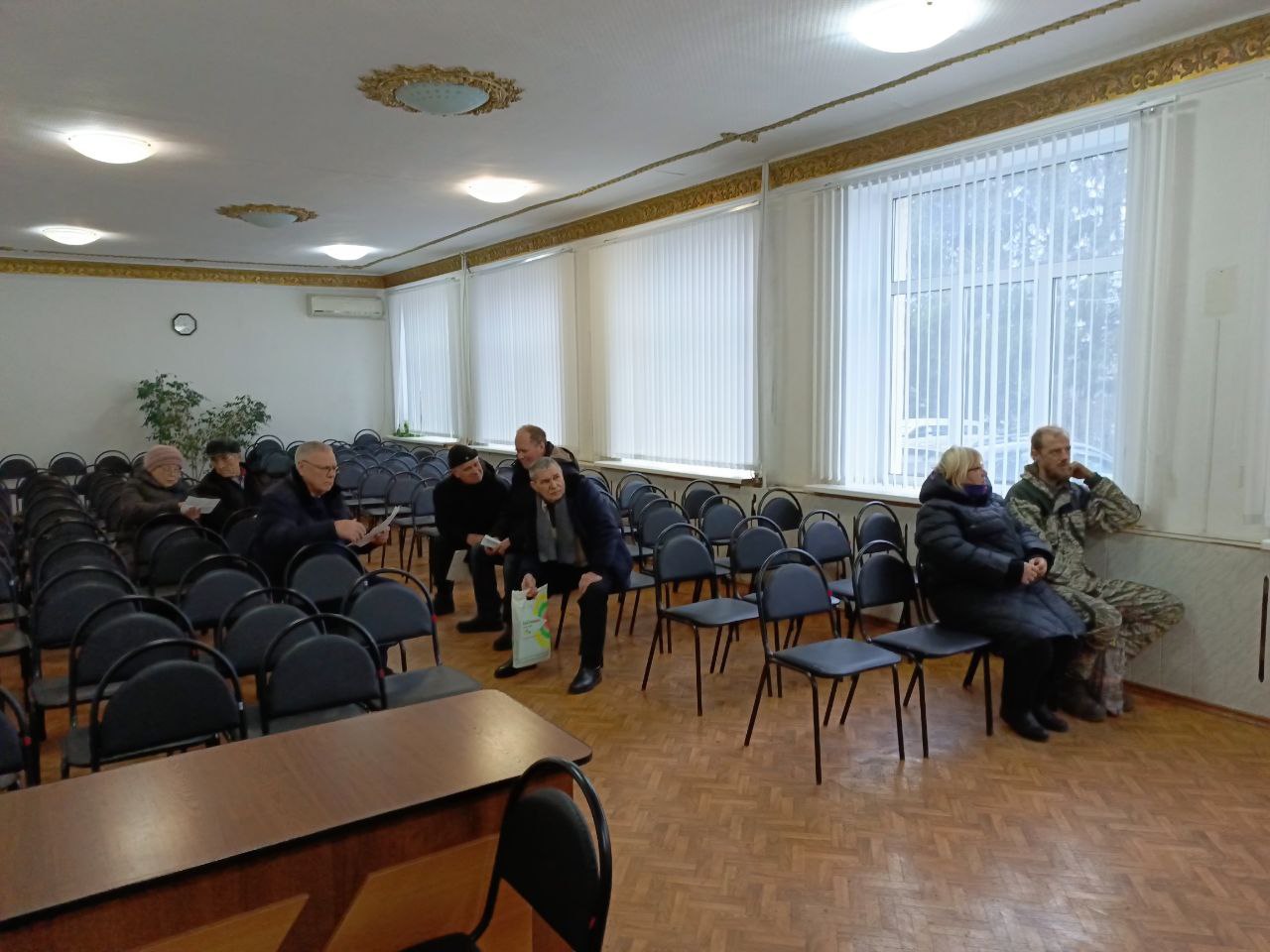В администрации района прошёл приём граждан, организованный сотрудниками сектора по экономике и инвестициям и МРИ ФНС России No12 по Саратовской области