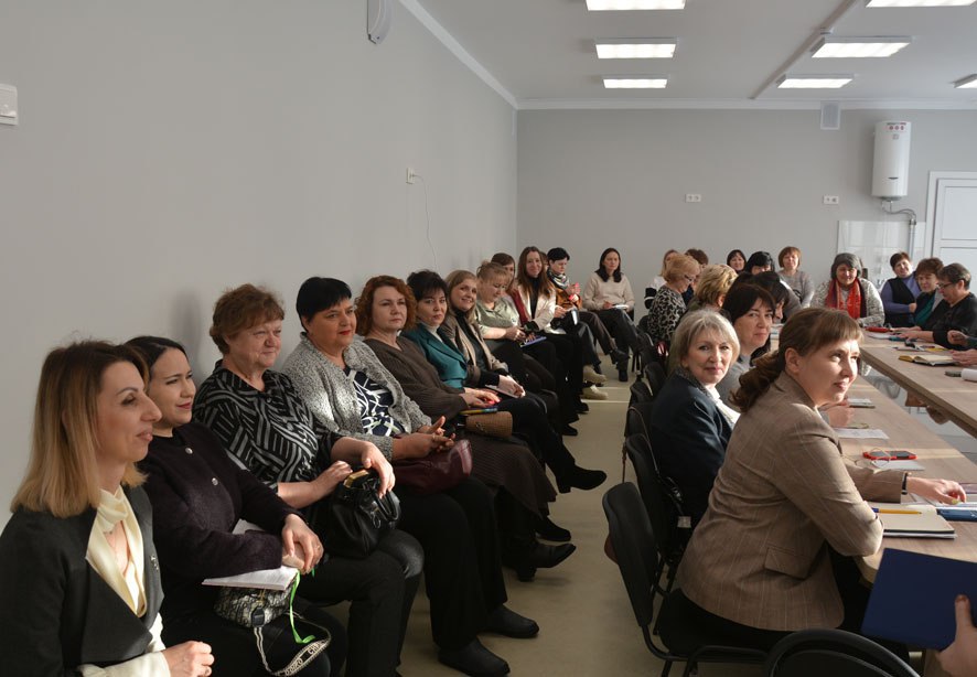 Начальник управления образования администрации района Елена Симонова приняла участие в едином методическом дне от СОИРО