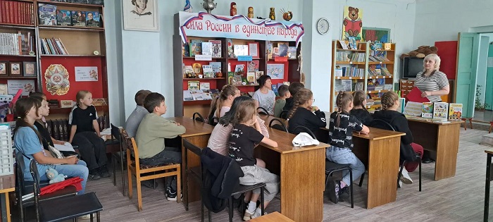 «Книжный остров в океане лета»                                                                                           Литературная игра