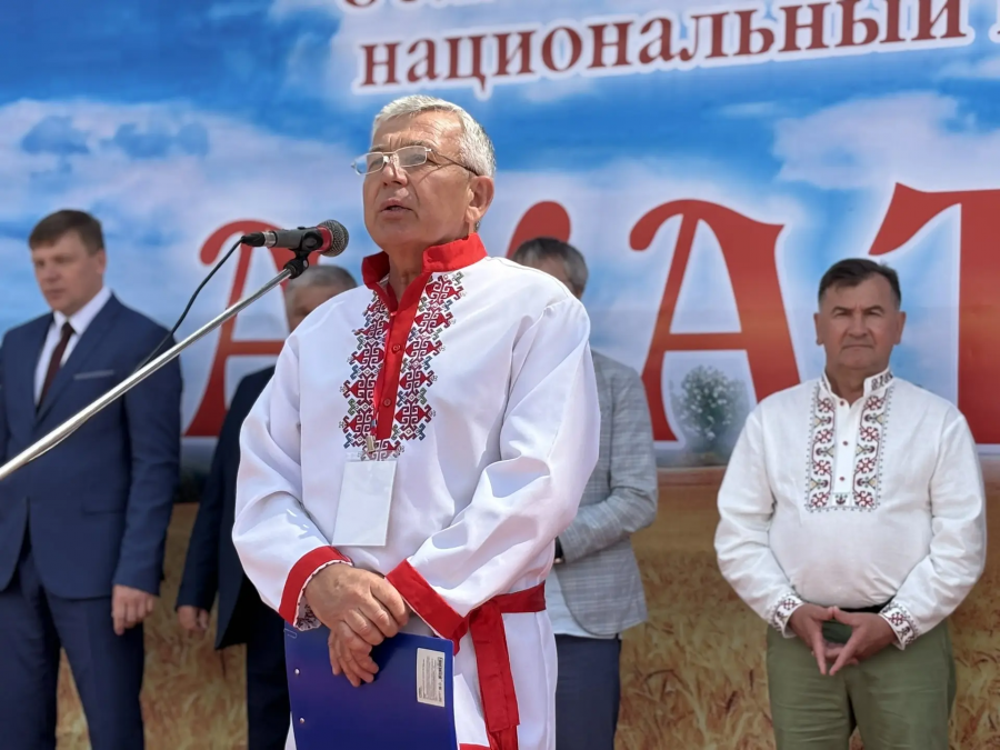 Глава администрации Шняевского муниципального образования Юрий Юртаев принял участие в областном национальном празднике «Акатуй»
