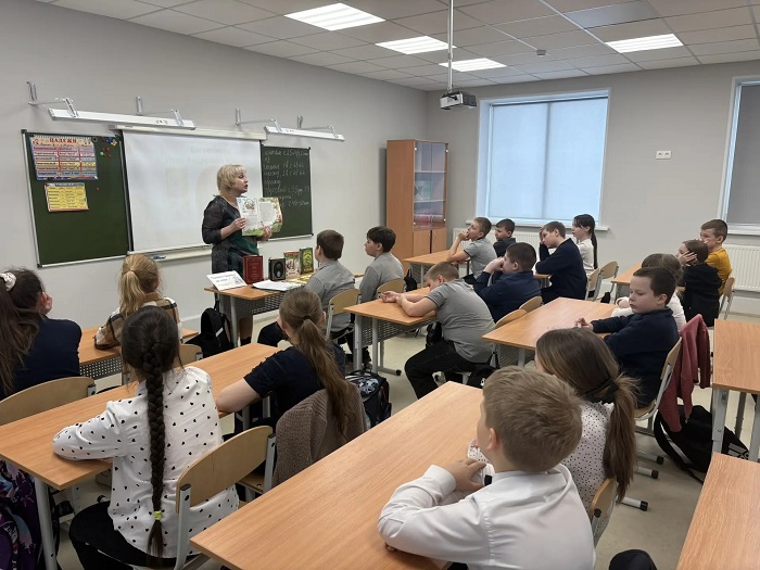  «Мир басен»                                                                                                                    Библиотечный урок