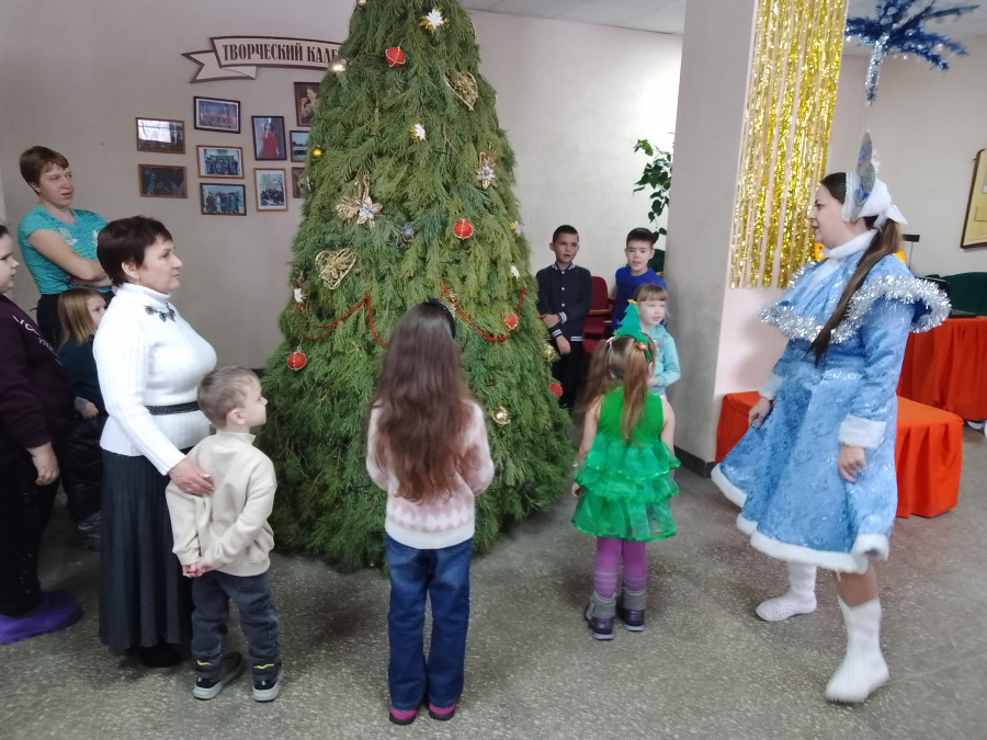 «Новый год и все-все-все!» Новогодняя игротека «Новый год и все-все-все!» Новогодняя игротека