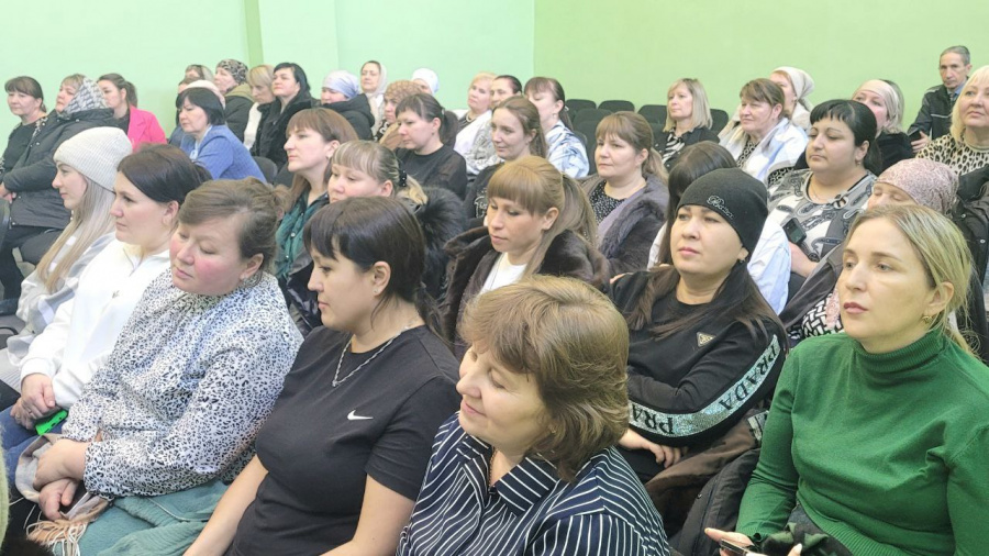 Глава района Наталья Трошина встретилась с жителями с. Яковлевка