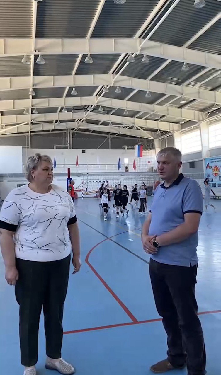 Глава района Н.В. Трошина посетила детско-юношескую спортивную школу 
