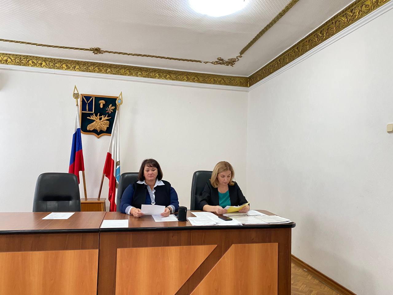 В администрации района прошло заседание комиссии по делам несовершеннолетних и защите их прав Базарно-Карабулакского муниципального района