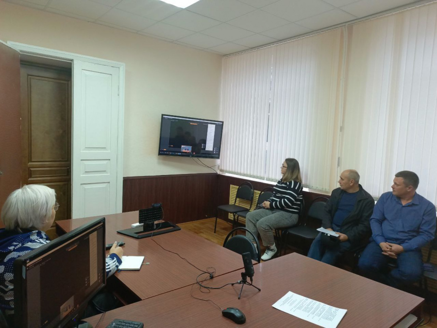 Главы и специалисты администраций муниципальных образований района приняли участие в обучающем семинаре в режиме видеоконференцсвязи Главы и специалисты администраций муниципальных образований района приняли участие в обучающем семинаре в режиме видеоконференцсвязи