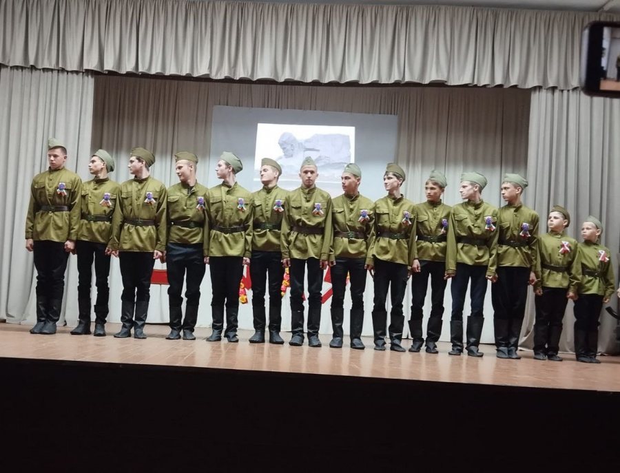 В преддверии Дня Победы 7 мая в Сухокарабулакском СДК состоялся праздничный концерт  "Победы май, Священная весна"