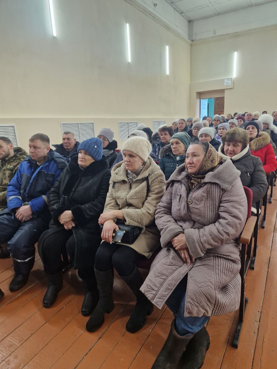 Глава администрации Свободинского муниципального образования Сергей Панкратов провёл собрание граждан в с. Хватовка