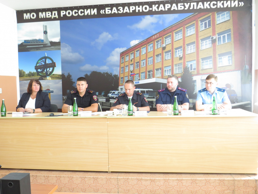 В МО МВД России «Базарно-Карабулакский» подведены итоги оперативно - служебной деятельности за 1 полугодие 2024 года