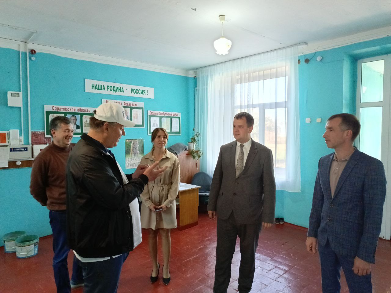 Глава района Артём Курочкин совершил рабочую поездку в село Репьёвка Яковлевского муниципального образования 