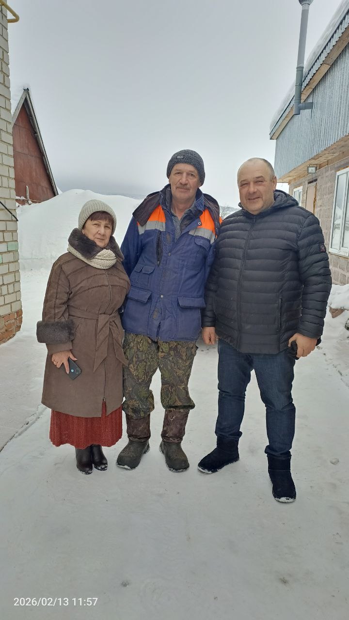 «Мы вами гордимся»                                                                                                          Акции-поздравлении