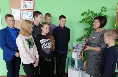 «Подвигу ратному Сталинграда жить в веках и стихах» Час памяти