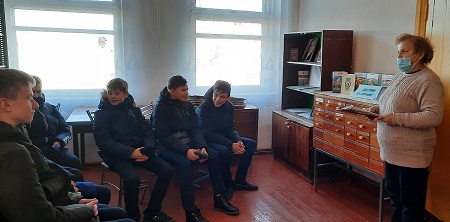 «Закон мы будем уважать, свои права мы будем знать»                                                                                                                         Час права