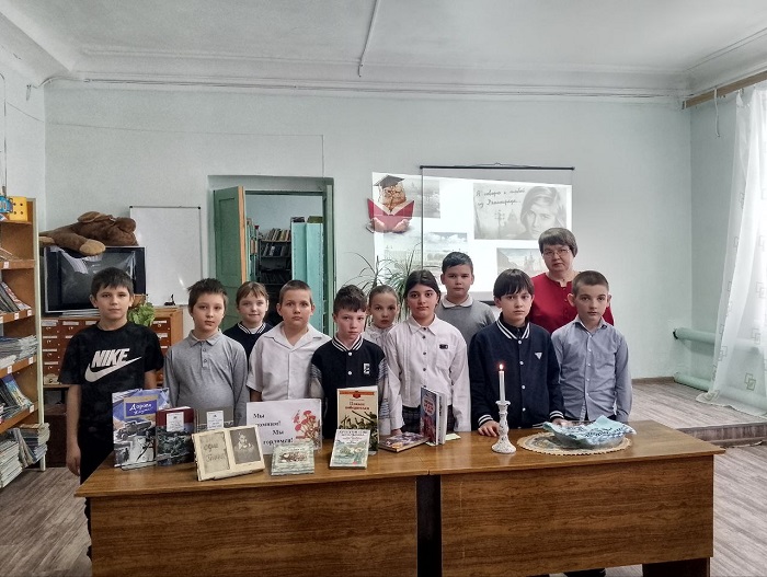 «Город, победивший смерть»                                                                                                       Час мужества