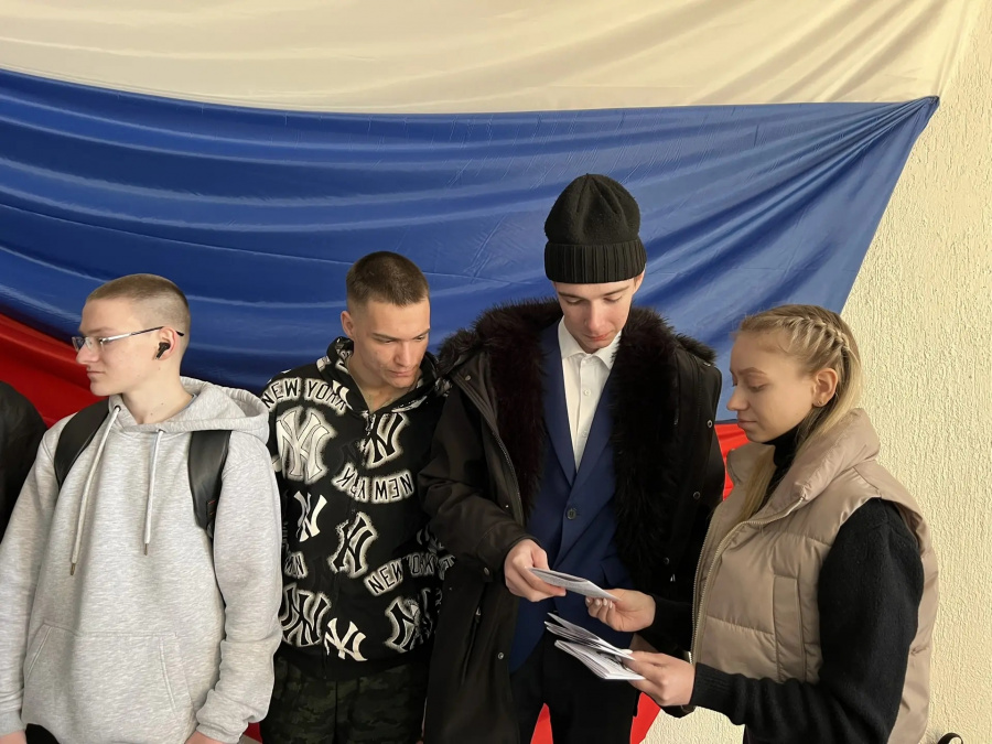 Культорганизатор РДК Карина Березина провела акцию «Мы против наркотиков»