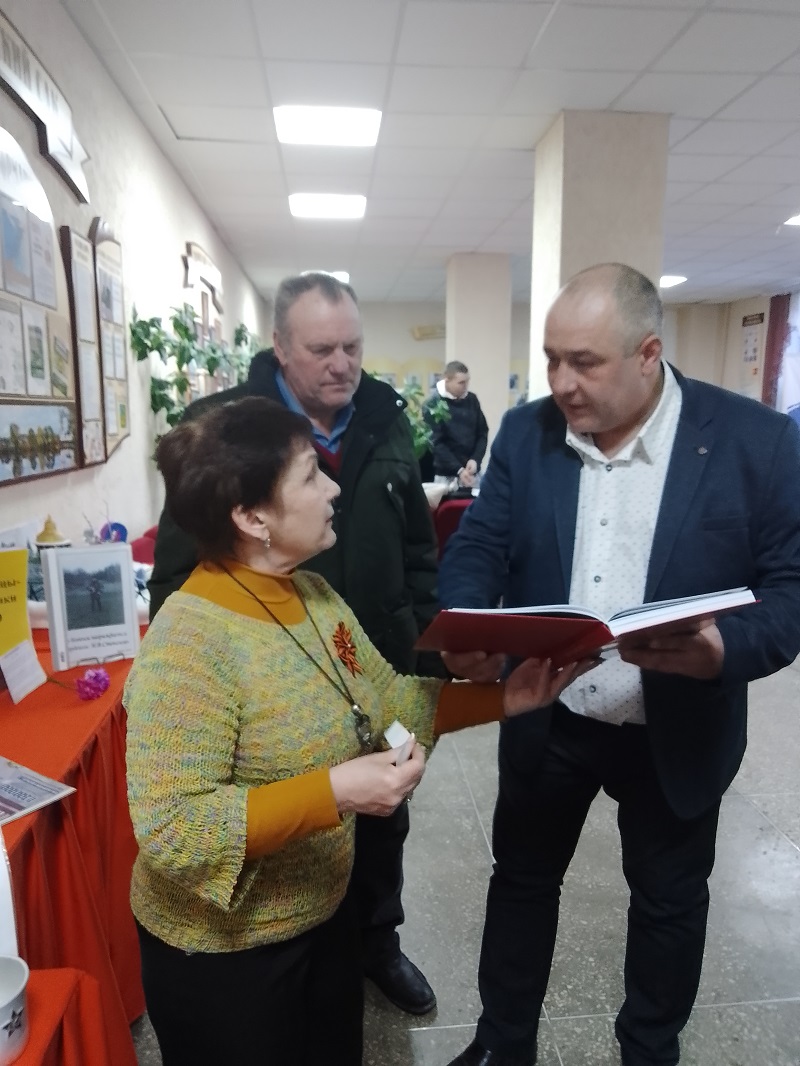 "Служить Отечеству - великая честь!"                                                                                                 Выставочная экспозиция